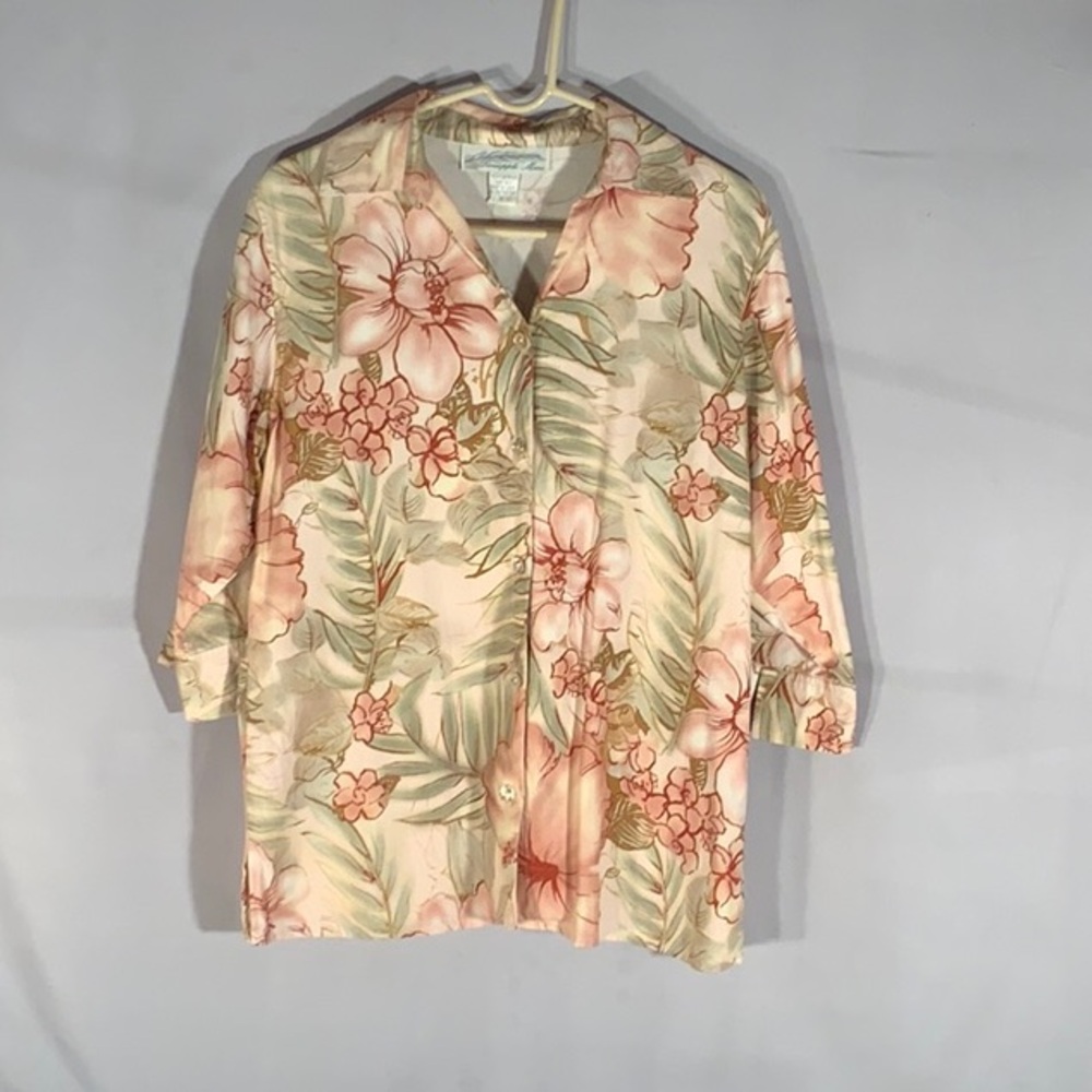 Pineapple Moon Women Flora Blouse